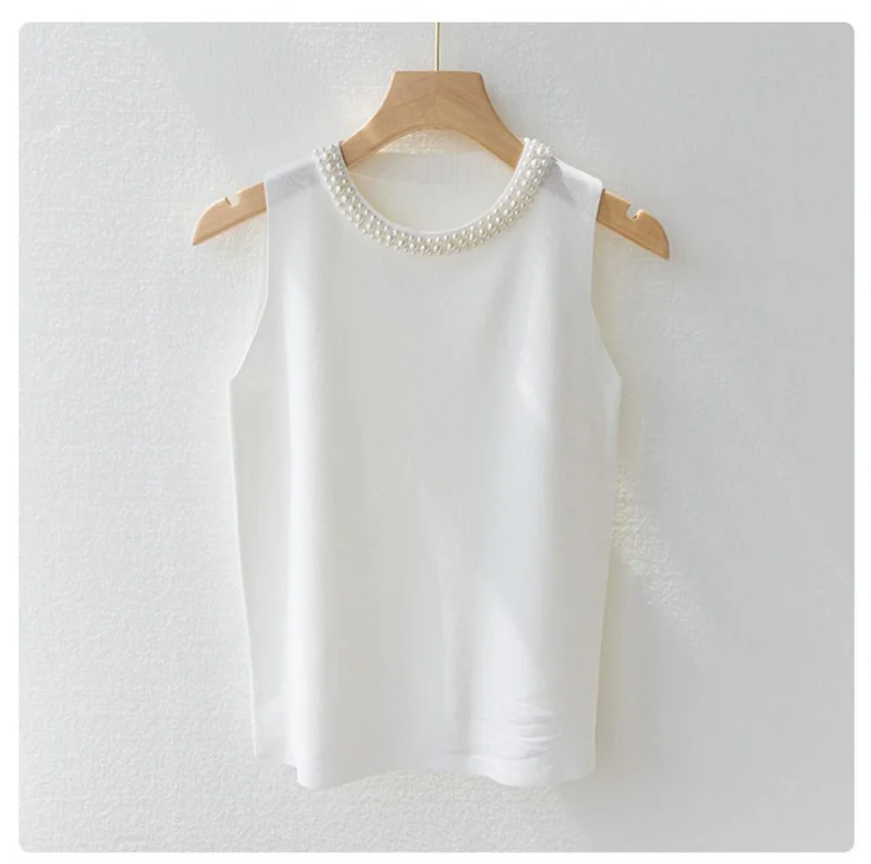 أوجيدر بلوزة بدون أكمام مرصعة باللؤلؤ الأبيض